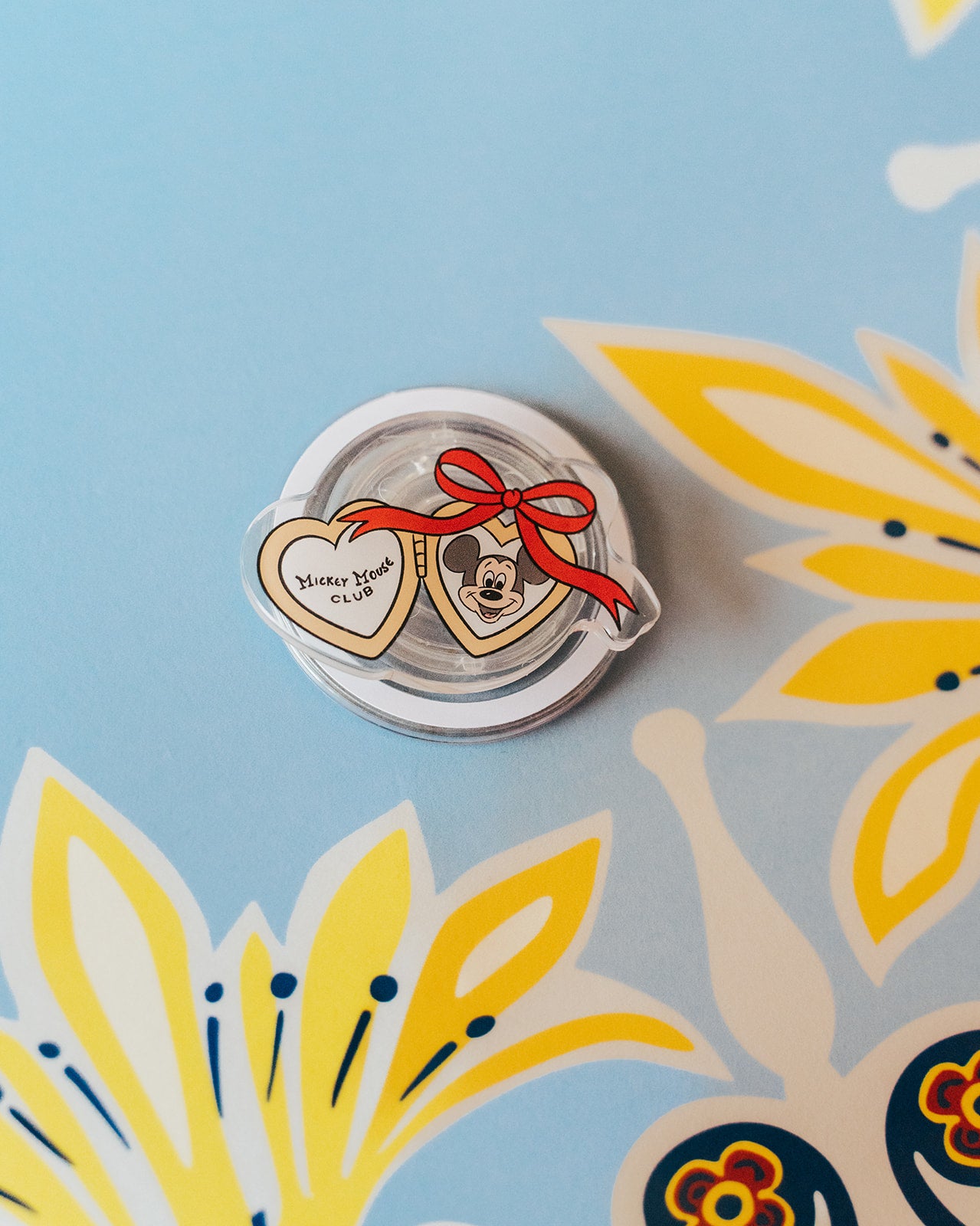 Locket  MagSafe Phone Grip